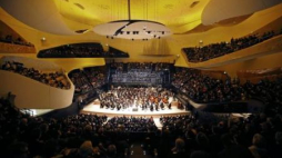 Nowea paryska filharmonia w Parc de la Villette. Fot. PAP/EPA