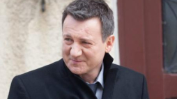 Robert Więckiewicz jako Teodor Szacki na planie filmu "Ziarno prawdy" . Fot. PAP/M. Walczak