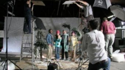 Kadr filmu "Wyglądać pięknie wobec Boga". Źródło: MOCAK