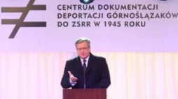 Prezydent Bronisław Komorowski podczas otwarcia Centrum Dokumentacji Deportacji Górnoślązaków do ZSRR. Fot. PAP/M. Zimny