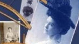 "Łódzkie mody. Moda i akcesoria strojów XIX–XX wieku". Źródło: Muzeum Miasta Łodzi
