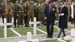 Premier Ewa Kopacz podczas obchodów 70. rocznicy wyzwolenia Bolonii. Fot. PAP/R. Pietruszka