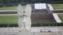 Polski Cmentrz Wojenny na Monte Cassino. Fot. PAP/L. Szymański