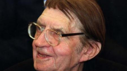 Ks. Jan Twardowski. Fot. PAP/A. Rybczyński
