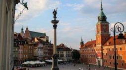 Plac Zamkowy w Warszawie. Fot. PAP/L. Szymański