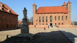Zamek biskupów w Lidzbarku Warmińskim. Fot. PAP/T. Waszczuk