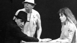Spektakl Teatru Cricot 2 Tadeusza Kantora "Nigdy tu już nie powrócę". Fot. PAP/M. Sochor