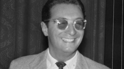 Leopold Tyrmand. Sopot 1957 r. Fot. PAP/CAF