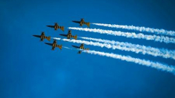 Pokazy lotnicze Aerofestival 2015, grupa Baltic Bees Fot. PAP/Marek Zakrzewski