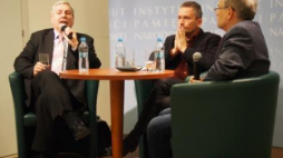 Prof. J. Eisler, red. P. Skwieciński, red. P. Zaremba - "Przystanek Historia". Fot. R. Jurszo