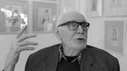 Wojciech Fangor w Galerii XX1 podczas wystawy jego prac "Rysunki 1947 -1957". Fot. PAP/A. Rybczyński