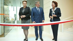 Małgorzata Omilanowska, Bronisław Komorowski i Małgorzata Kidawa-Błońska Fot.PAP/Rafał Guz