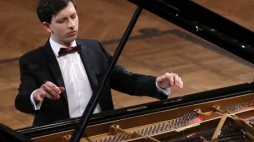 Łukasz Krupiński podczas XVII Międzynarodowego Konkursu Pianistycznego im. Fryderyka Chopina. Fot. PAP/R. Pietruszka