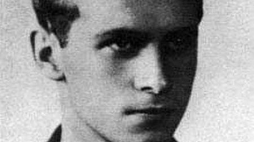 Krzysztof Kamil Baczyński; zdjęcie ze świadectwa dojrzałości. Źródło: Wikimedia Commons