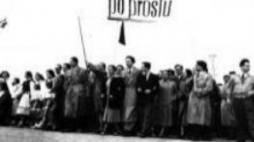 Pochód pierwszomajowy  1956 r. Fot. PAP/CAF/Wdowiński 