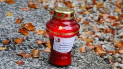 Pomnik w Łasinie upamiętniający mieszkańców zamordowanch przez Niemców w 1939 r. Fot. A. Jankowska 