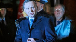 Prezydent RP Andrzej Duda przemawia przed Pomnikiem Ofiar Grudnia 1970 w Gdyni. Fot. PAP/A. Warżawa