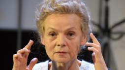 Ewa Wencel jako Maria Skłodowska Curie. Fot. PAP/A. Rybczyński
