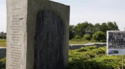 Jedwabne - pomnik. Fot. PAP/A. Reszko