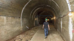 Podziemia Zamku Książ. Fot. PAP/A. Koźmiński