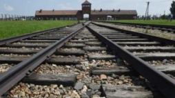 Teren byłego niemieckiego obozu koncentracyjnego KL Auschwitz. Fot. PAP/J. Bednarczyk