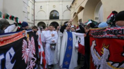 8. Ogólnopolska Pielgrzymka Kibiców na Jasną Górę. Fot. PAP/W. Deska