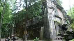 Bunkier na terenie Wilczego Szańca w Gierłoży. Fot. PAP/M. Kaczyńska