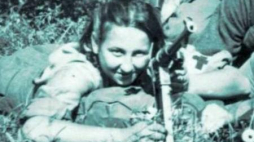 Danuta Siedzikówna „Inka”. Białostocczyzna, lato 1945 r. Źródło: IPN