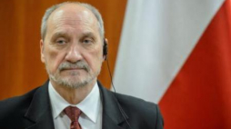 Minister obrony narodowej Antoni Macierewicz. Fot. PAP/W. Pacewicz