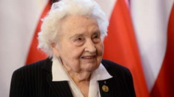 Maria Mirecka-Loryś „Marta” podczas spotkania z  Anną Marią Anders w KPRM. Fot. PAP/B. Zborowski