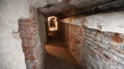 Podziemia budynku dawnej katowni gestapo, NKWD i UB w Płocku. Fot. PAP/M. Bednarski