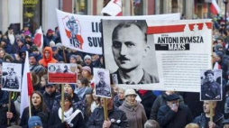 Uczestnicy II Krajowej Defilady Pamięci Żołnierzy Wyklętych. Gdańsk, 28.02.2016. Fot. PAP/D. Kulaszewicz