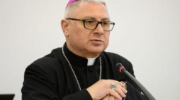 Sekretarz generalny KEP ks. bp Artur Miziński. Fot. PAP/M. Obara