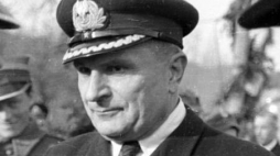 Kontradmirał Adam Mohuczy. Fot. PAP/CAF/M. Sprudin
