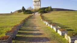 Pomnik Ofiar Obozu Koncentracyjnego w Krakowie Płaszowie. Fot. PAP/J. Ochoński