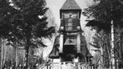 Cmentarz wojenny w Łużnej-Pustkach. Źródło: Wikimedia