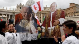 Ceremonia kanonizacyjna papieży Jana XXIII i Jana Pawła II. Fot. PAP/R. Pietruszka