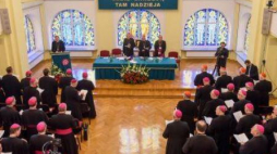 Zebranie plenarne Konferencji Episkopatu Polski w Gnieźnie. Fot. PAP/J. Kaczmarczyk