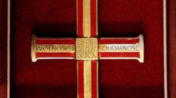 Krzyż Wolności i Solidarności. Fot. PAP/M. Bielecki 