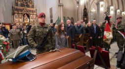 Uroczystości pogrzebowe majora Zygmunta Szendzielarza "Łupaszki". Fot. PAP/G. Michałowski