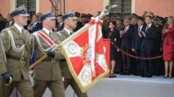 Obchody Święta Narodowego 3 Maja na Placu Zamkowym w Warszawie. Fot. PAP/J. Turczyk