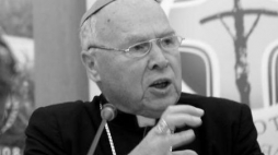 B. metropolita gdański abp Tadeusz Gocłowski. Fot. PAP/P. Kula