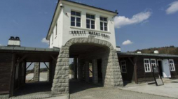 Teren dawnego niemieckiego obozu koncentracyjnego Gross-Rosen. Fot. PAP/A. Koźmiński