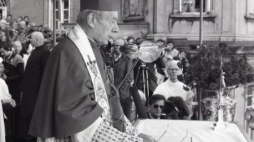 Msza święta i homilia prymasa Polski Stefana Wyszyńskiego na Jasnej Górze 26 sierpnia 1980 r. Fot. PAP/R. Rzepecki