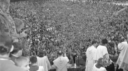 Obchody 1000-lecia chrztu Polski na Jasnej Górze 1966 r. Fot. PAP/A. Kossobudzki