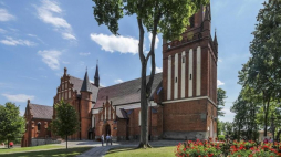 Sanktuarium Maryjne w Gietrzwałdzie. Fot. PAP/J. Ochoński 