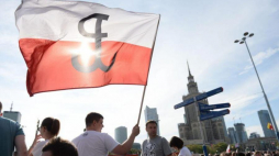 Godzina "W" na ul. Marszałkowskiej w Warszawie. 01.08.2015. Fot. PAP/B. Zborowski