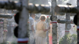 Rocznica wybuchu Powstania Warszawskiego na Powązkach. Fot. PAP/P. Kula 