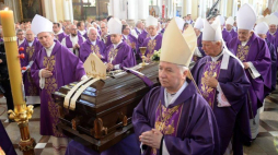Uroczystości pogrzebowe abp. Zygmunta Zimowskiego w katedrze pw. Opieki NMP w Radomiu. Fot. PAP/P. Polak