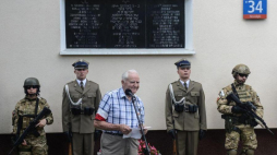  Powstaniec Jakub Nowakowski "Tomek" podczas uroczystości przy ul. Anielewicza w Warszawie. Fot. PAP/J. Kamiński